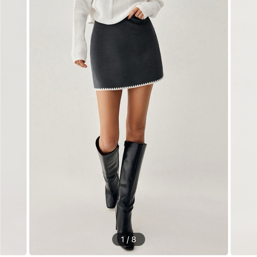 Brand new with tags. Commense women’s size 6 Embroidered trim mini skirt